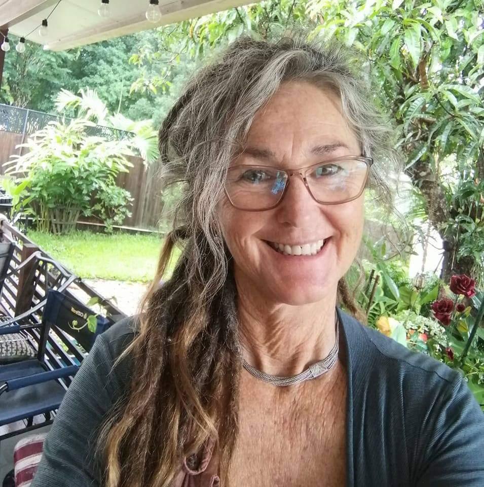 Queensland Jewellery Creator – Meet Sally Fisher