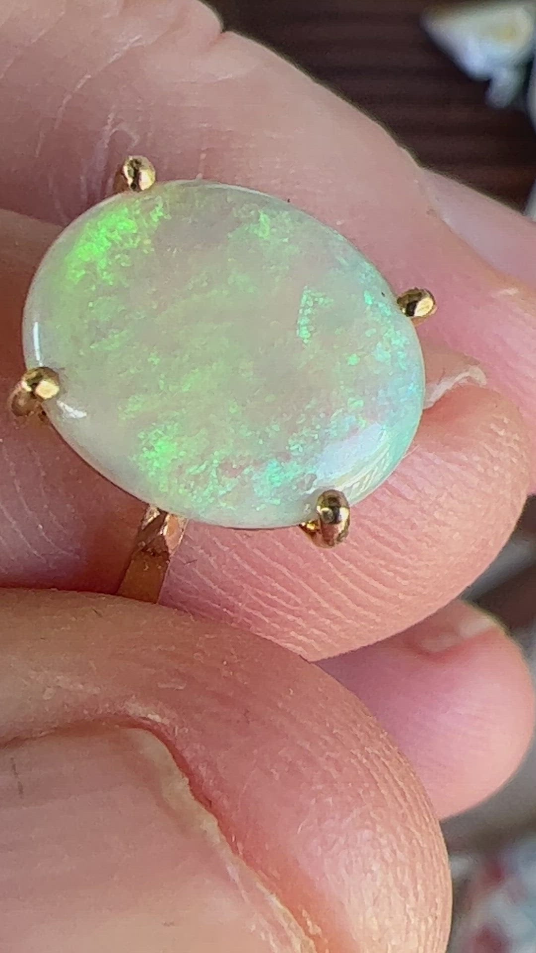 Stylish simple 14ct gold and opal ring. Great greens in this Coober Pedy crystal opal.