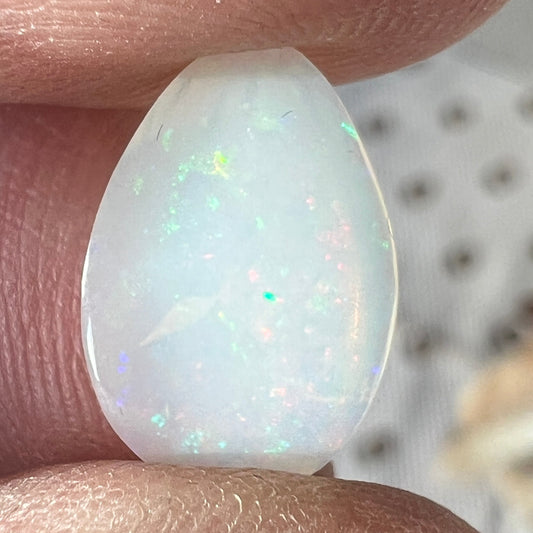 Coober Pedy solid crystal opal. Great cut and polish by Bill Johnson. Ready to set.