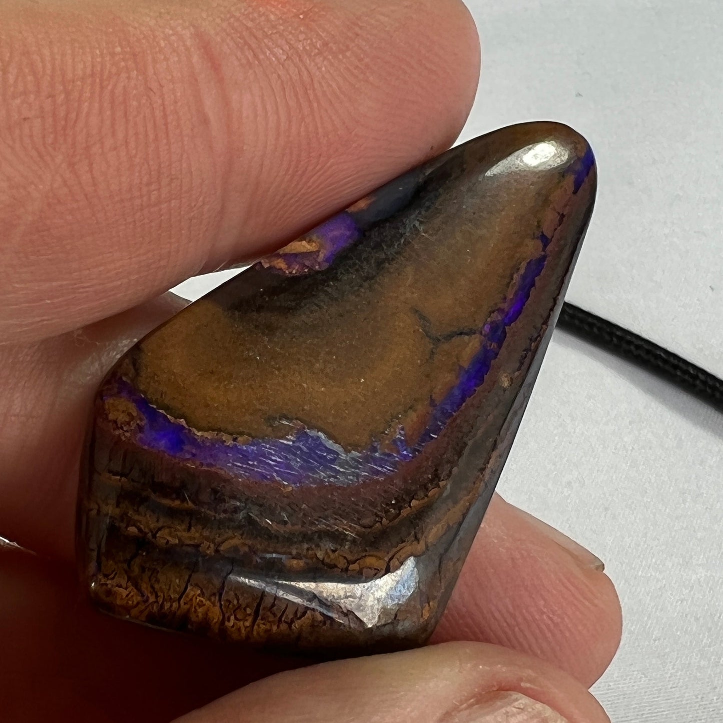 Nice chunky piece of boulder opal from Winton. Would make a great pendant.