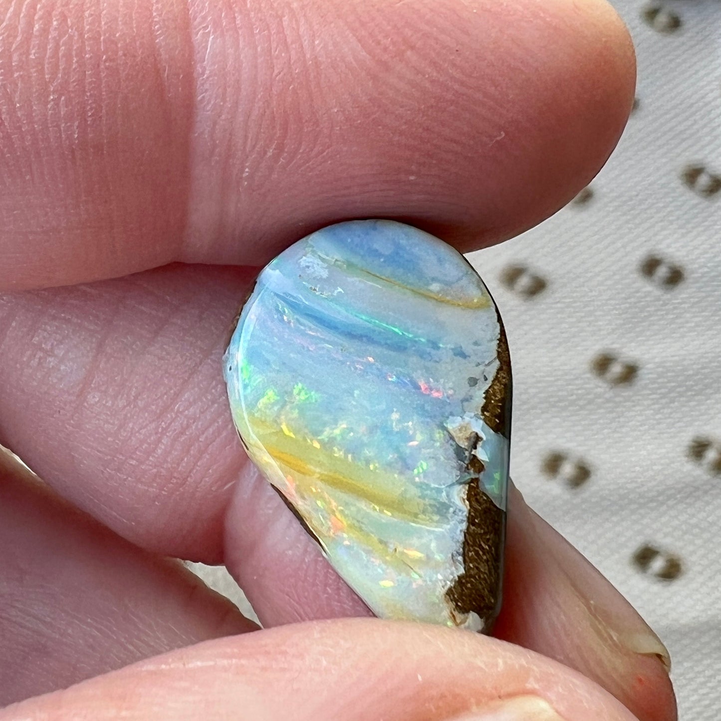 Nice Opalton boulder opal. Ready to set.
